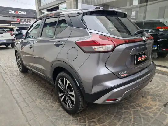NISSAN-KICKS-2023