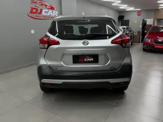 NISSAN-KICKS-2018