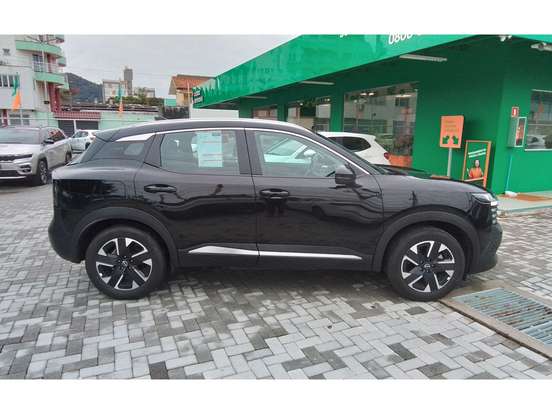 NISSAN-KICKS-2025