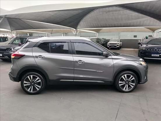 NISSAN-KICKS-2023