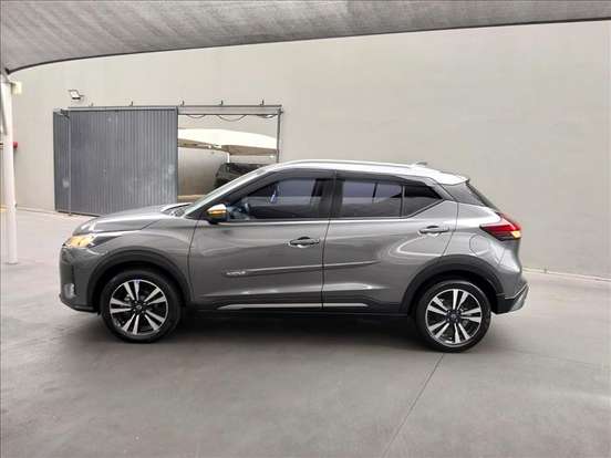 NISSAN-KICKS-2023