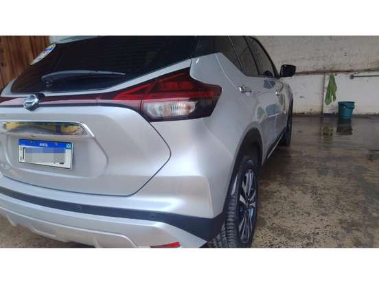 NISSAN-KICKS-2022