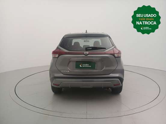 NISSAN-KICKS-2023