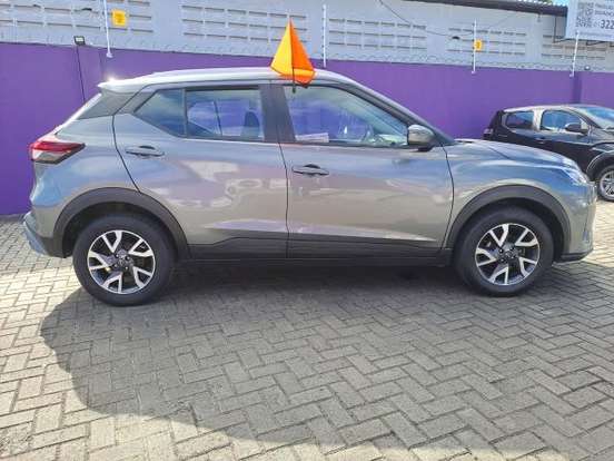 NISSAN-KICKS-2024