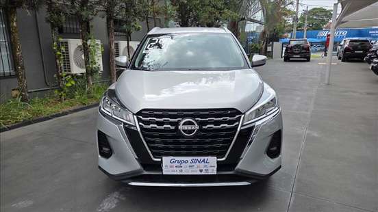 NISSAN-KICKS-2023