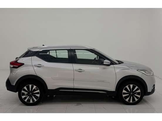 NISSAN-KICKS-2020