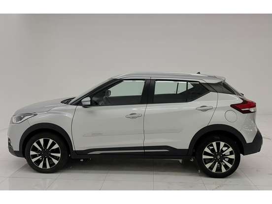 NISSAN-KICKS-2020
