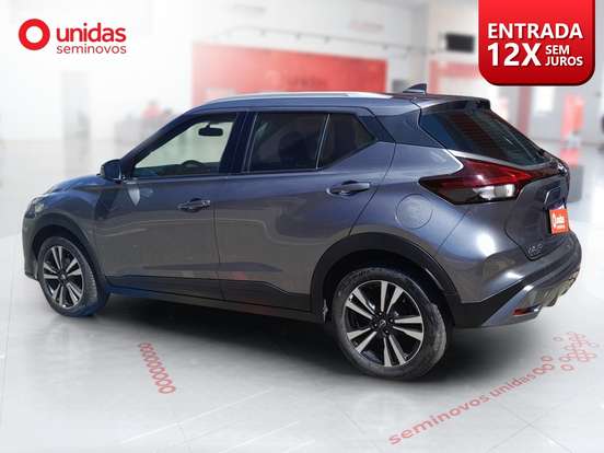 NISSAN-KICKS PLAY-2025