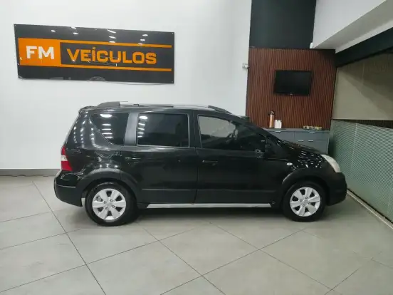NISSAN-LIVINA-1.8 SL X-GEAR 16V FLEX 4P AUTOMÁTICO NISSAN-LIVINA-2014