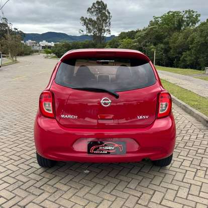 NISSAN-MARCH-2015