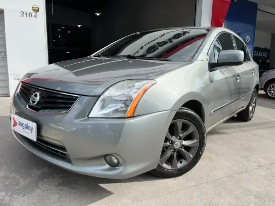 NISSAN-SENTRA-2010