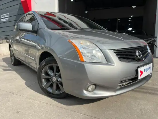 NISSAN-SENTRA-2010