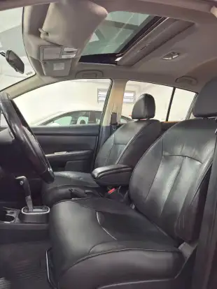 NISSAN-TIIDA-2010