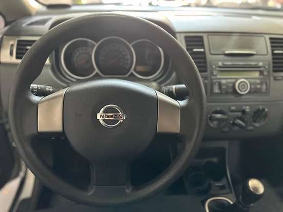NISSAN-TIIDA-1.8 SEDAN 16V FLEX 4P MANUAL NISSAN-TIIDA-2011
