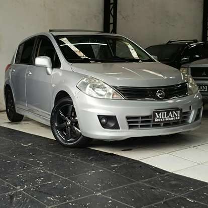 NISSAN-TIIDA-2011