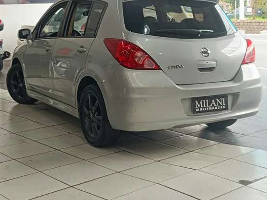NISSAN-TIIDA-1.8 SL 16V FLEX 4P MANUAL NISSAN-TIIDA-2011