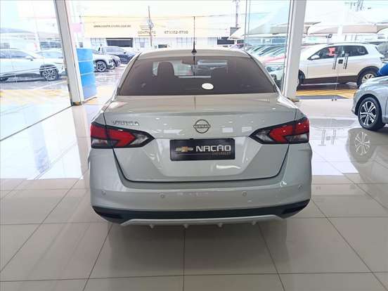 NISSAN-VERSA-2025