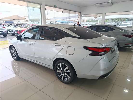 NISSAN-VERSA-2025