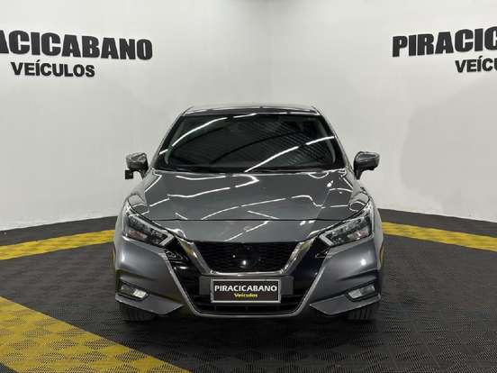 NISSAN-VERSA-2021