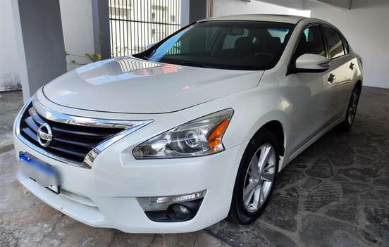 NISSAN-ALTIMA-2013