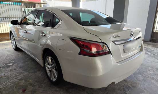 NISSAN-ALTIMA-2013
