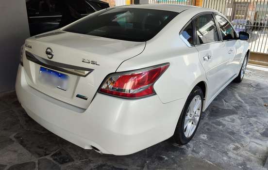 NISSAN-ALTIMA-2013