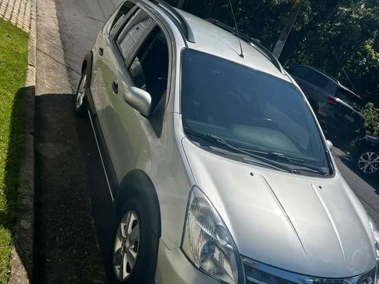 NISSAN-LIVINA-1.8 SL X-GEAR 16V FLEX 4P AUTOMÁTICO NISSAN-LIVINA-2011