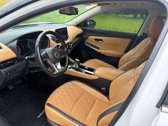 NISSAN-SENTRA-2023