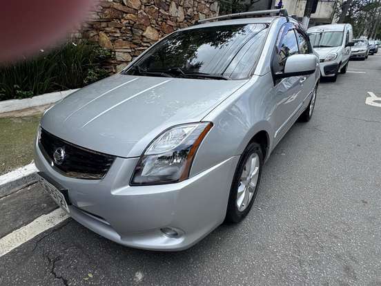 NISSAN-SENTRA-2.0 SL 16V FLEX 4P AUTOMÁTICO NISSAN-SENTRA-2012