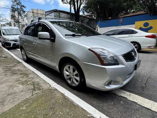 NISSAN-SENTRA-2.0 SL 16V FLEX 4P AUTOMÁTICO NISSAN-SENTRA-2012