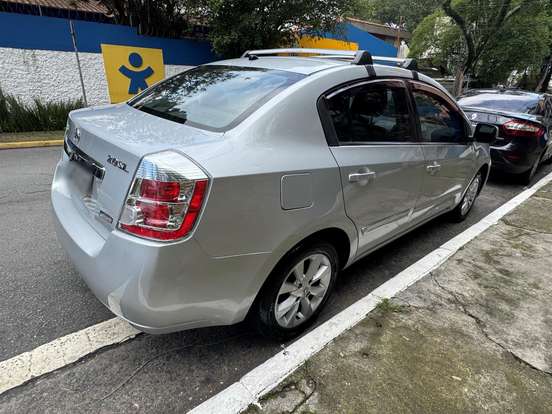 NISSAN-SENTRA-2.0 SL 16V FLEX 4P AUTOMÁTICO NISSAN-SENTRA-2012