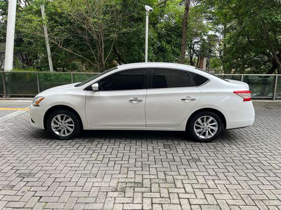 NISSAN-SENTRA-2.0 SV 16V FLEX 4P AUTOMÁTICO NISSAN-SENTRA-2013