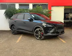 OMODA 7 1.5 TGDI PHEV PRESTIGE DHT OMODA 7 1.5 TGDI PHEV PRESTIGE DHT