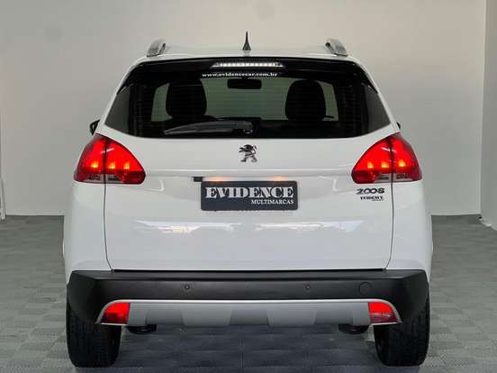 PEUGEOT-2008-2018