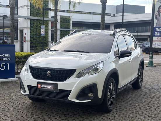 PEUGEOT-2008-2021
