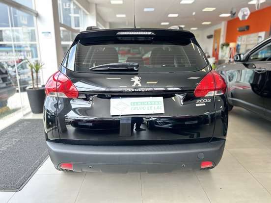 PEUGEOT-2008-2022