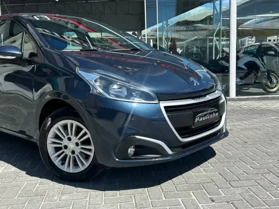 PEUGEOT-208-2016