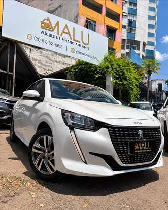 PEUGEOT-208-2021