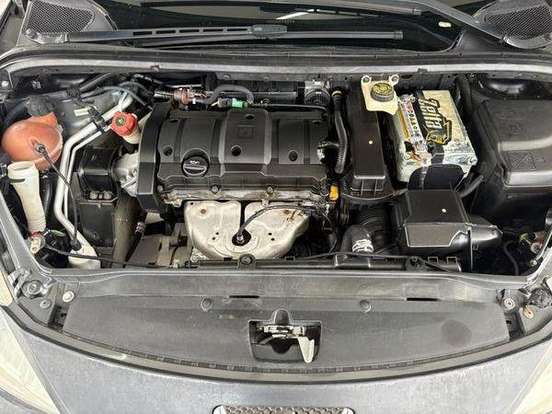 PEUGEOT-307-2010