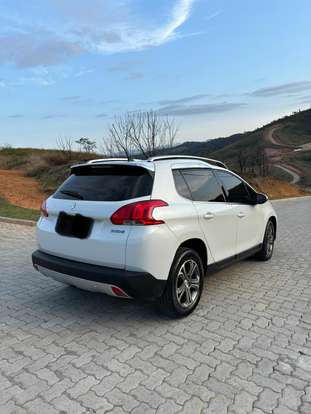 PEUGEOT-2008-2016