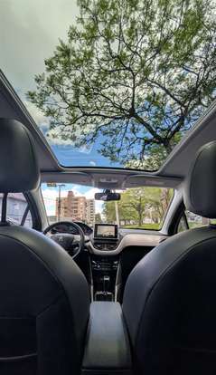 PEUGEOT-2008-2021