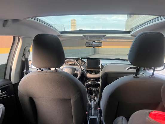 PEUGEOT-208-1.6 ALLURE 16V FLEX 4P AUTOMÁTICO PEUGEOT-208-2017