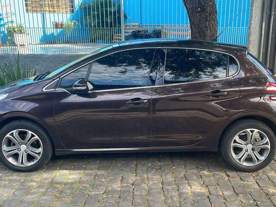 PEUGEOT-208-1.6 GRIFFE 16V FLEX 4P AUTOMÁTICO PEUGEOT-208-2015