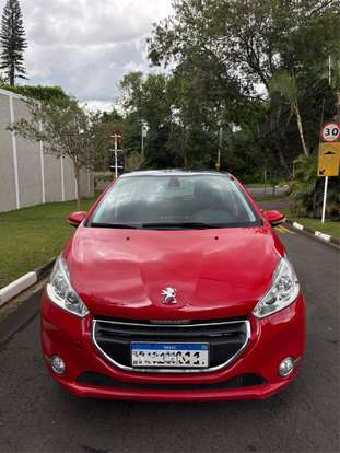 PEUGEOT-208-1.6 GRIFFE 16V FLEX 4P AUTOMÁTICO PEUGEOT-208-2013