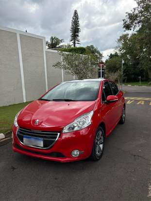 PEUGEOT-208-2013