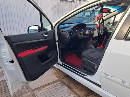PEUGEOT-307-1.6 PRESENCE PACK 16V FLEX 4P MANUAL PEUGEOT-307-2011