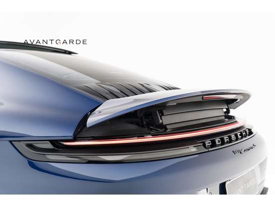 PORSCHE-911-2025