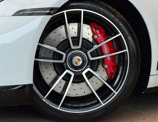 PORSCHE-911-2022