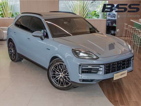 PORSCHE-CAYENNE-2024