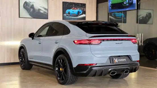 PORSCHE-CAYENNE-2022